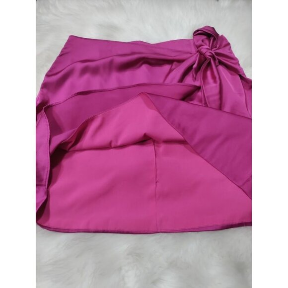 Superdown Twee With Bow Detail Pink Satin Mini Rissa Wrap Skirt Size Medium - Picture 4 of 13